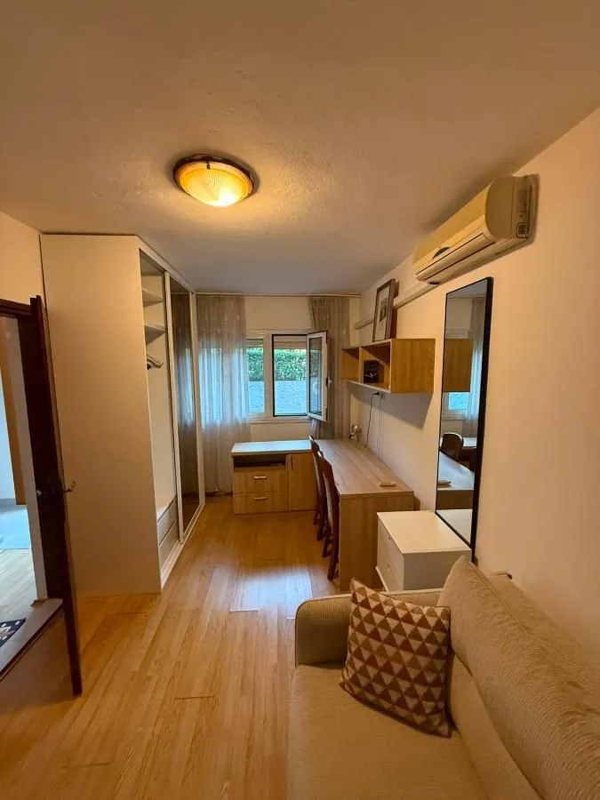 Izdavanje, jednosoban stan, 45m², City Kvart, Podgorica
