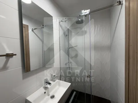 Sale, two bedroom apartment, 82m², Master Kvart, Podgorica - image 6