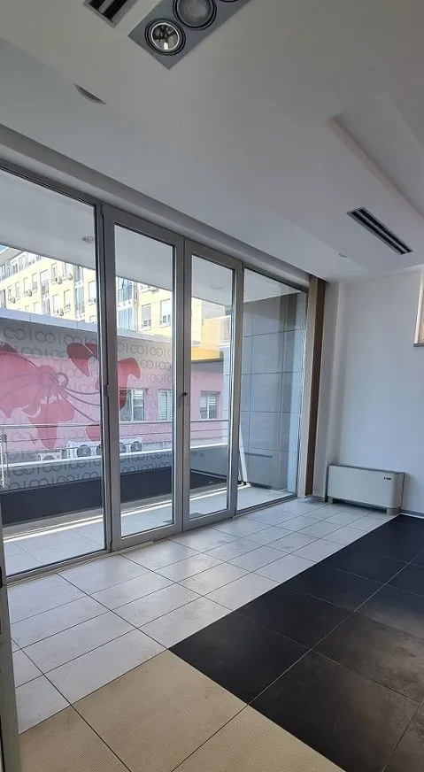 Rent, office space, 377m², Novi Beograd Blok 63, Novi Beograd Sve Podlokacije