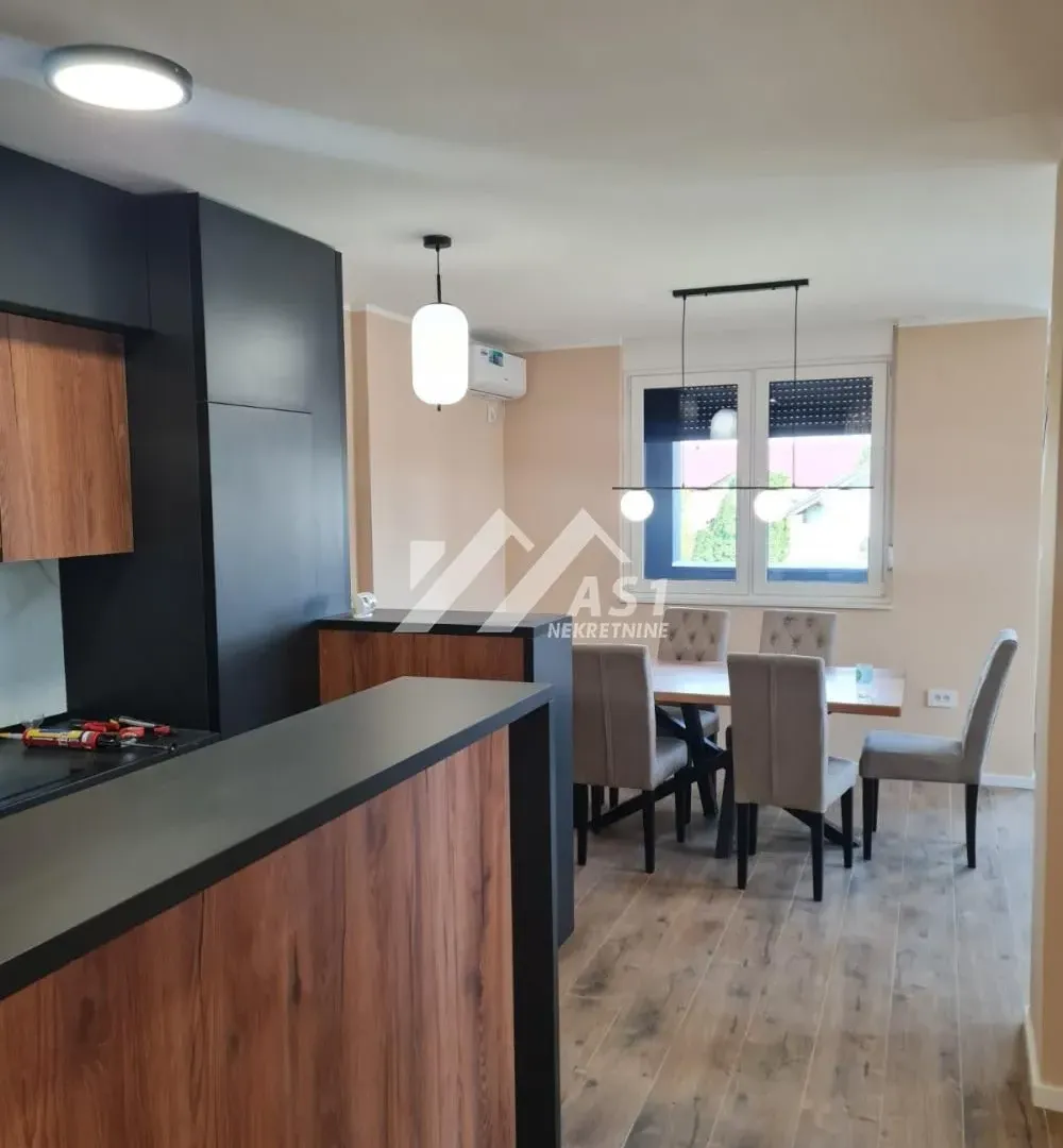 Rent, four bedroom apartment, 80m², Veternička rampa, Novi Sad Sve Podlokacije