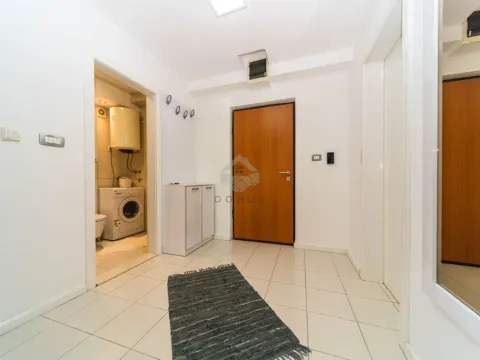 Prodaja, jednosoban stan, 51m², Stari Aerodrom, Podgorica - image 7