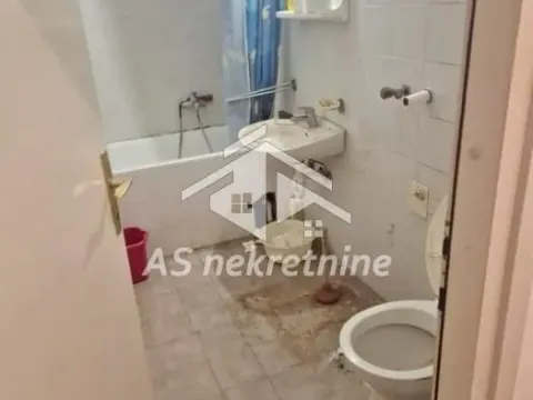 Prodaja, stan, 65m², Stari Grad, Beograd - image 13