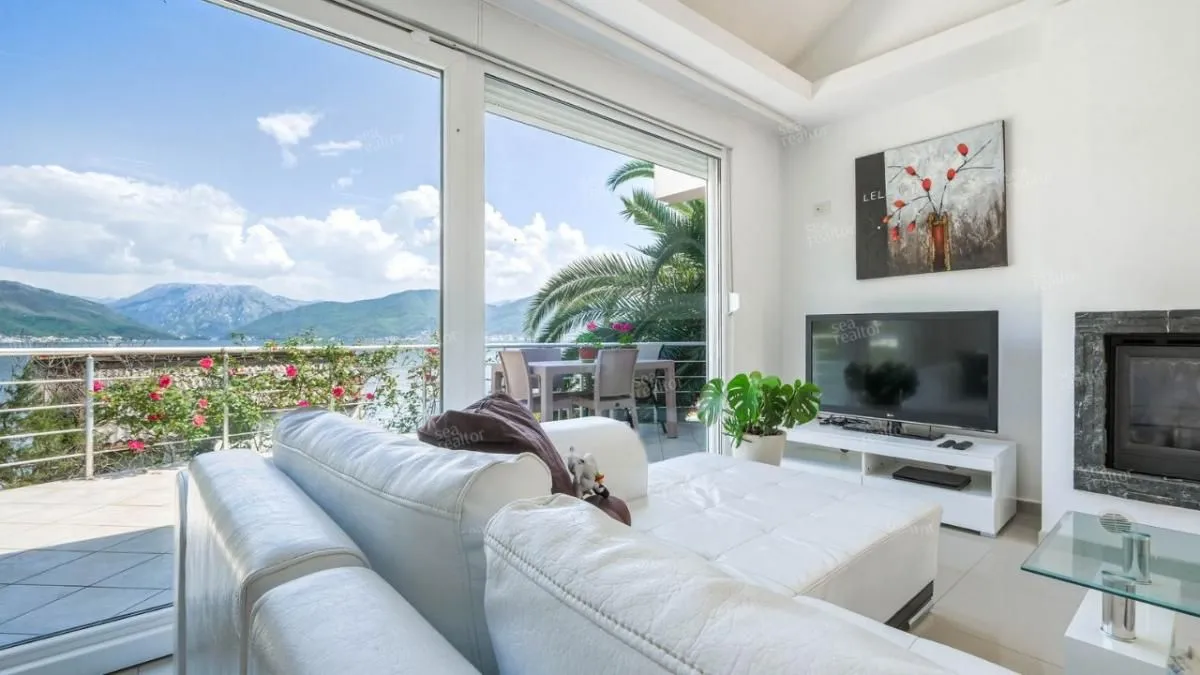 Sale, house, 200m², Krašići, Tivat