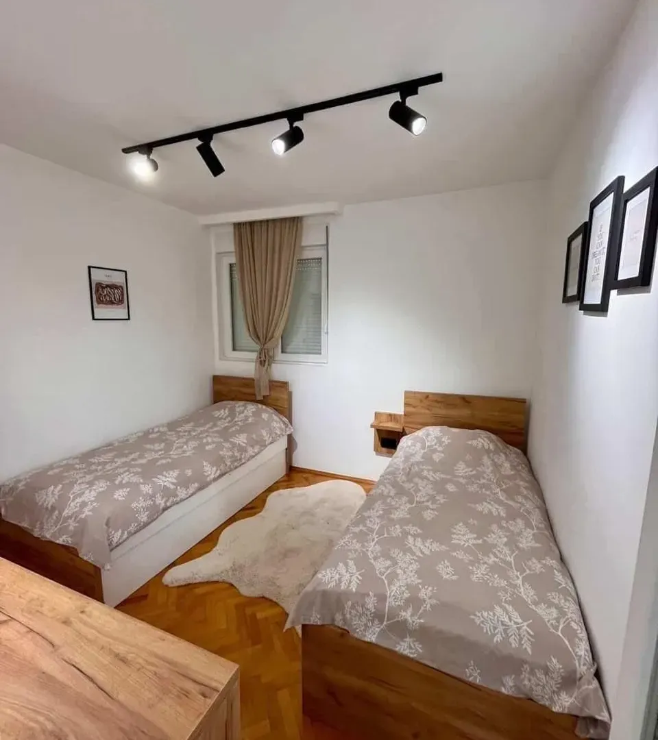 Rent, two bedroom apartment, 65m², Ljubović, Podgorica
