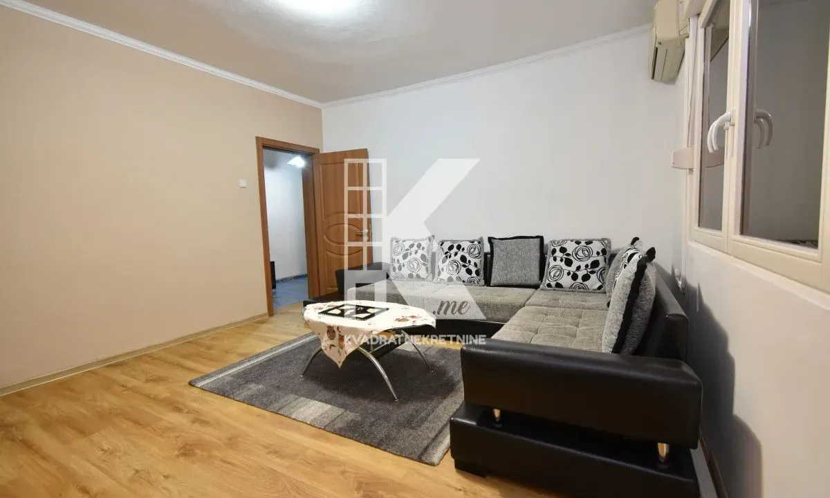 Izdavanje, jednosoban stan, 70m², Konik, Podgorica