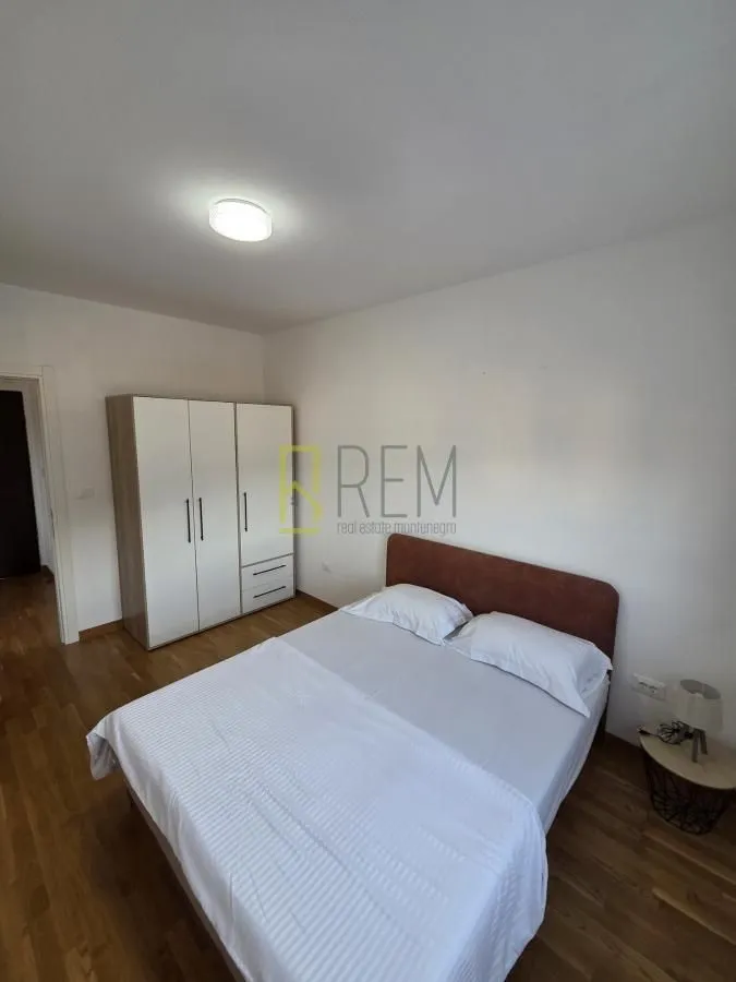 Rent, one bedroom apartment, 43m², City Kej, Podgorica