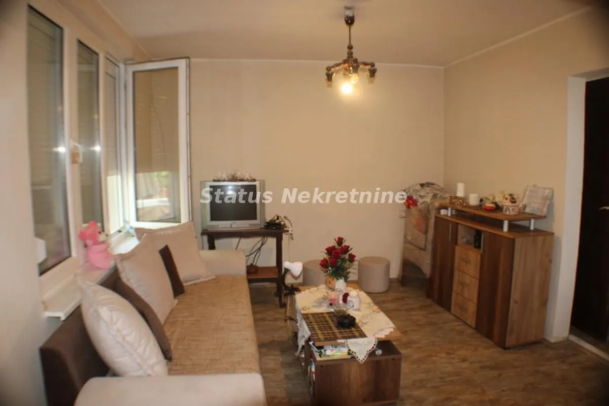 Prodaja, kuća, 113m², Sremska Kamenica, Petrovaradin