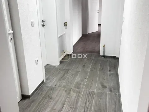 Rent, three bedroom apartment, 85m², Palilula, Niš - image 4