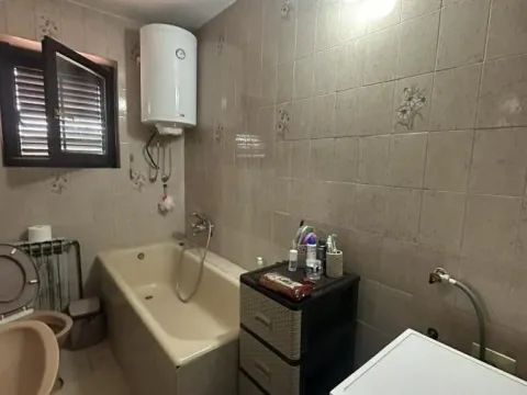 Sale, house, 500m², Ćuprija, Srbija - image 7