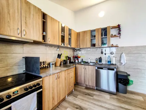 Prodaja, kuća, 160m², Donja Gorica, Podgorica - image 9