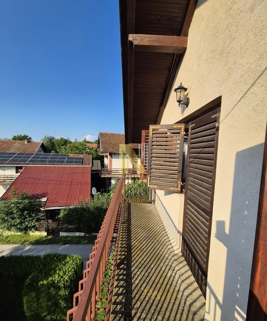 Prodaja, kuća, 219m², Petrovaradin, Novi Sad