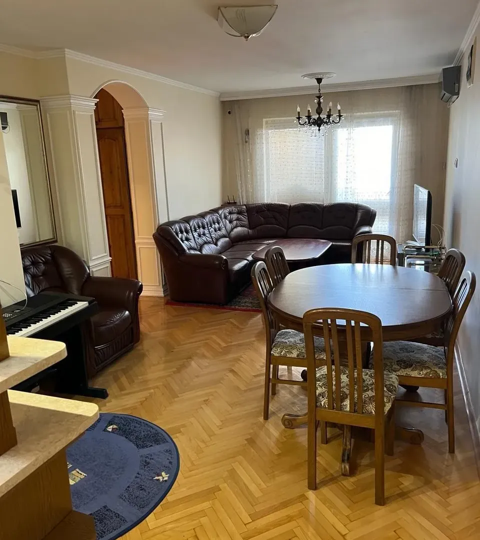 Prodaja, trosoban stan, 114m², Adok, Budva
