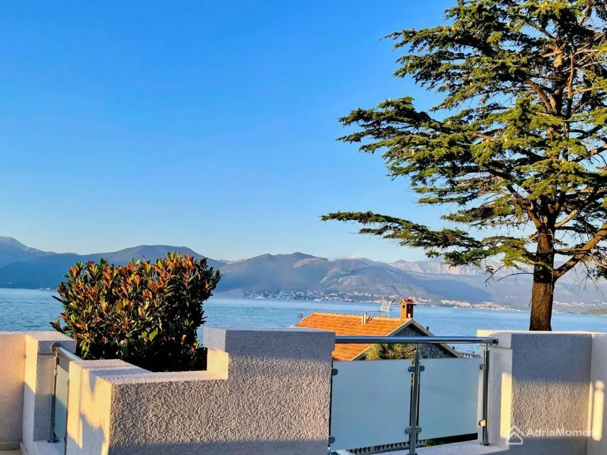 Prodaja, kuća, 118m², Krašići, Tivat