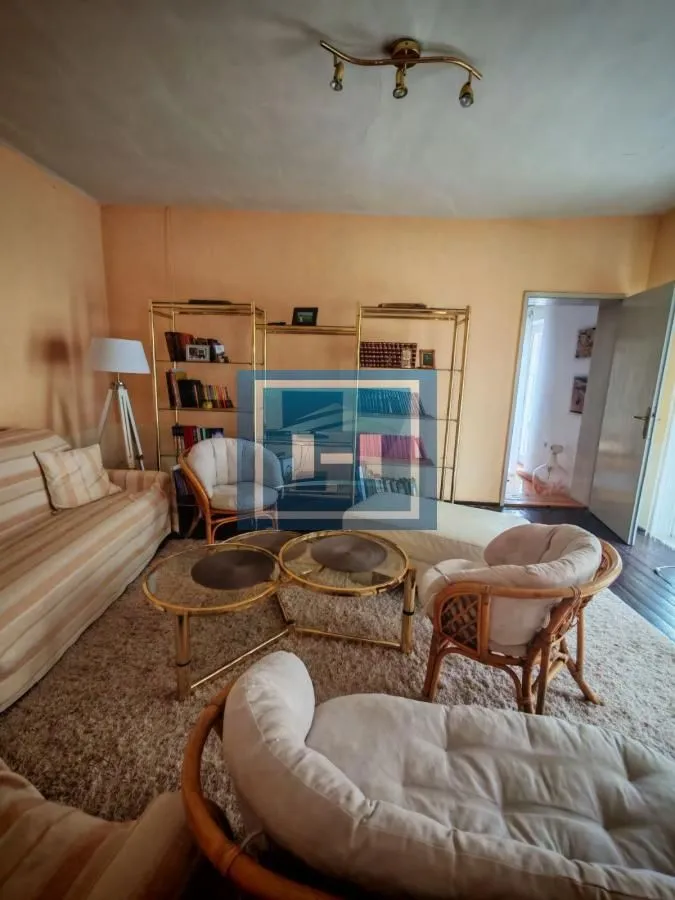 Prodaja, kuća, 358m², Bačina, Varvarin