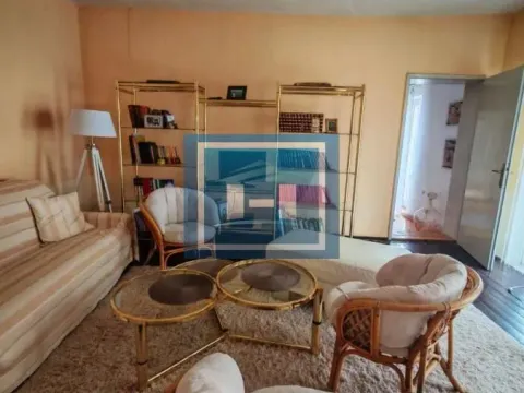 Prodaja, kuća, 358m², Bačina, Varvarin - image 1