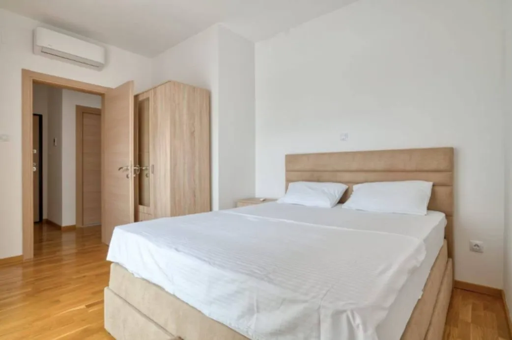 Rent, apartment, 70m², Bečići, Budva