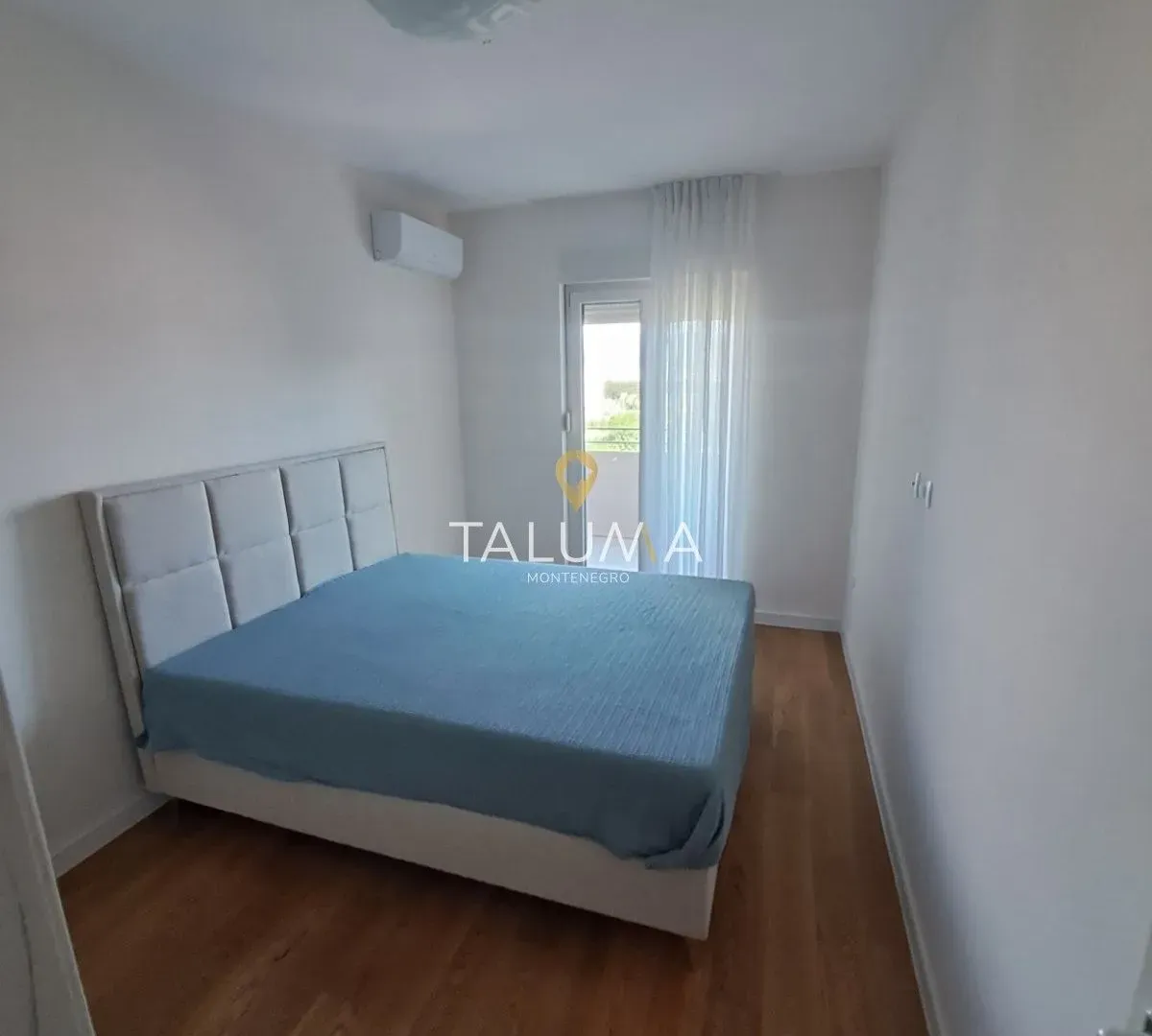Rent, two bedroom apartment, 72m², City Kvart, Podgorica