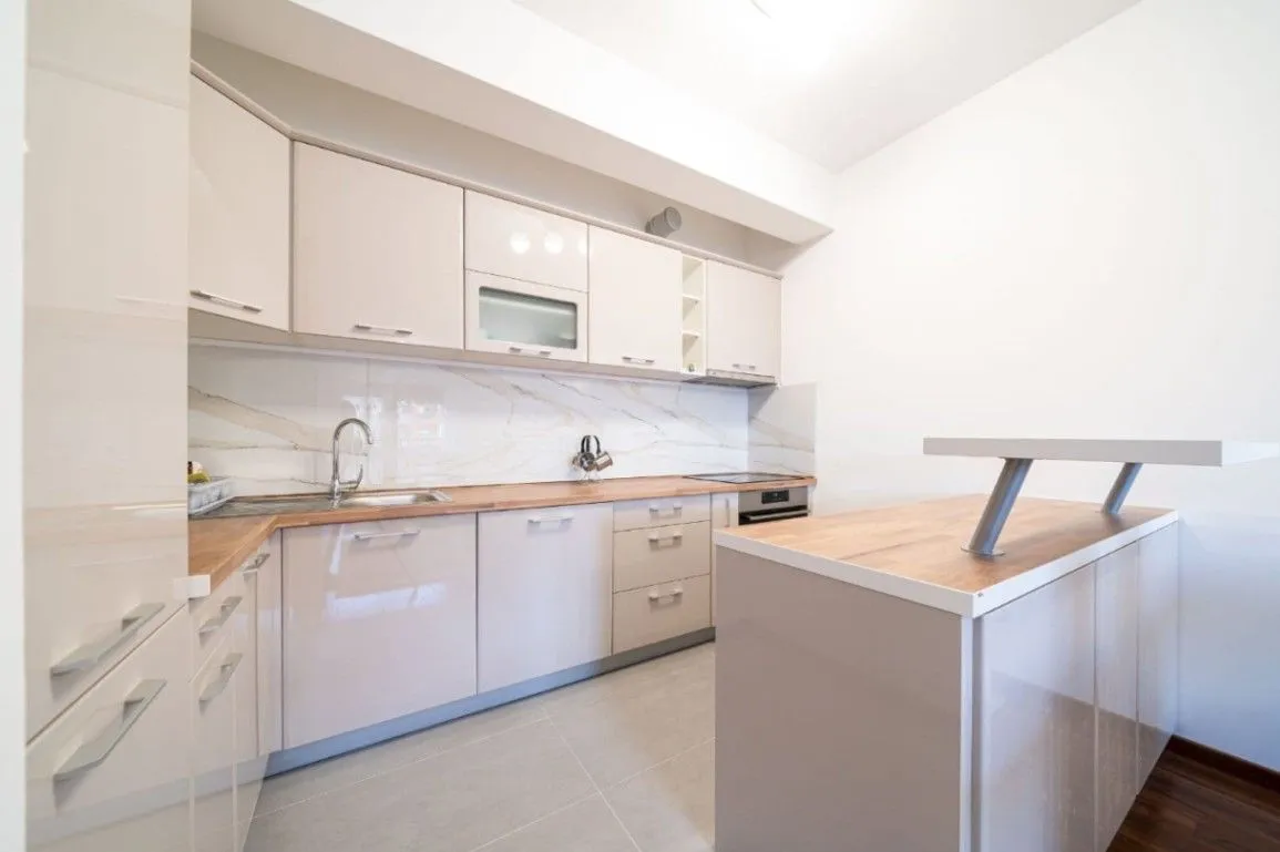 Rent, two bedroom apartment, 70m², Master Kvart, Podgorica