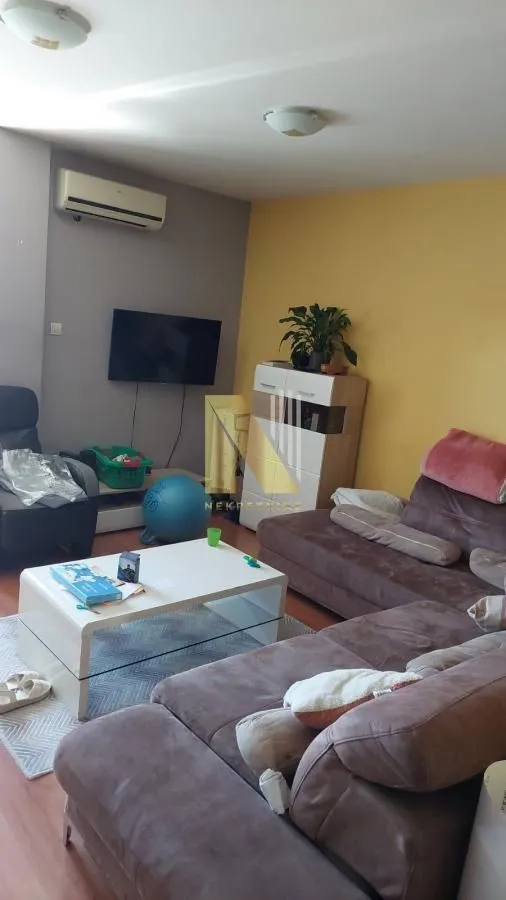 Izdavanje, trosoban stan, 70m², Liman 2, Novi Sad Sve Podlokacije