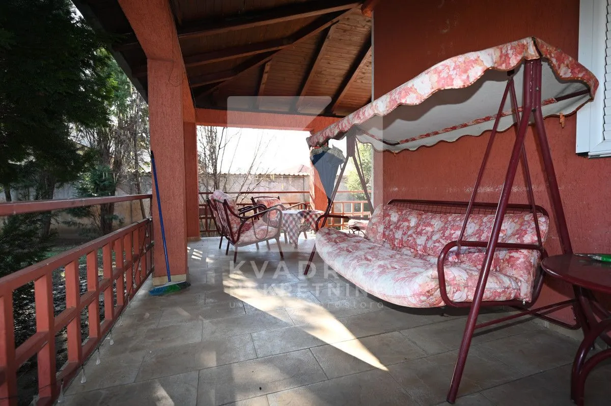 Prodaja, kuća, 250m², Donja Gorica, Podgorica