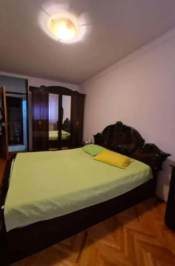 Prodaja, trosoban stan, 79m², Bulevar, Niš