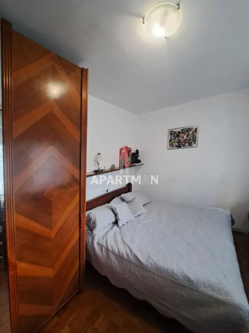 Prodaja, četvorosoban stan, 109m², Vračar Sve Podlokacije, Beograd