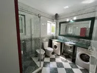 Rent, four bedroom apartment, 150m², Kalimanj, Tivat - image 13