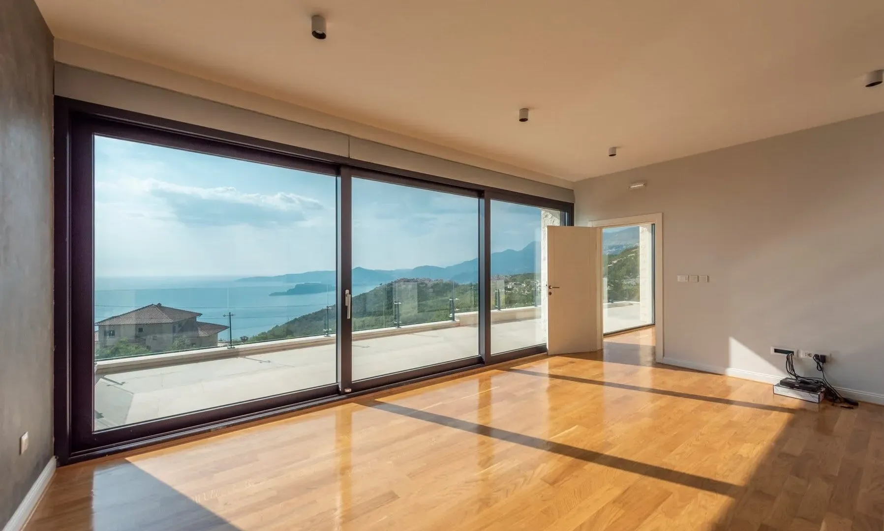 Sale, house, 327m², Tudorovići, Budva