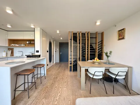 Izdavanje, dvosoban stan, 98m², Centar, Budva - image 4