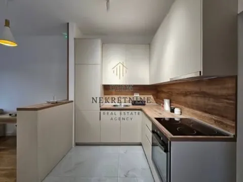 Izdavanje, jednosoban stan, 38m², Centar, Bar - image 14