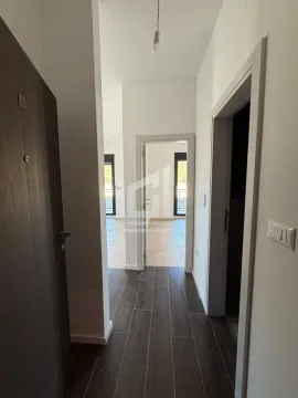 Prodaja, jednosoban stan, 50m², Tološi, Podgorica - image 3
