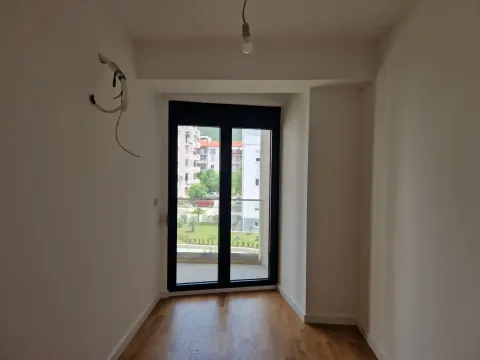 Prodaja, stan, 91m², Tivat, Crna Gora - image 3