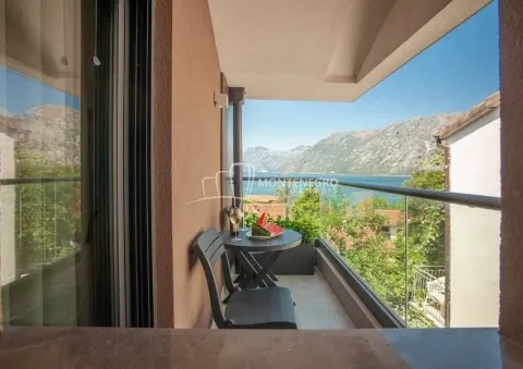 Prodaja, kuća, 210m², Dobrota, Kotor - image 13