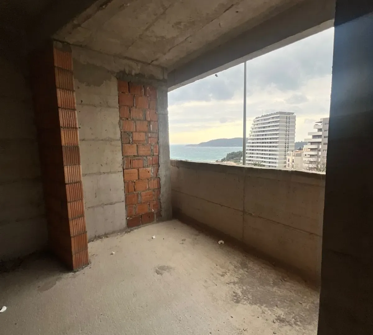 Prodaja, garsonjera, 28m², Bečići, Budva