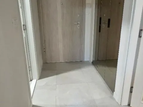 Izdavanje, jednosoban stan, 50m², Central Point, Podgorica - image 6