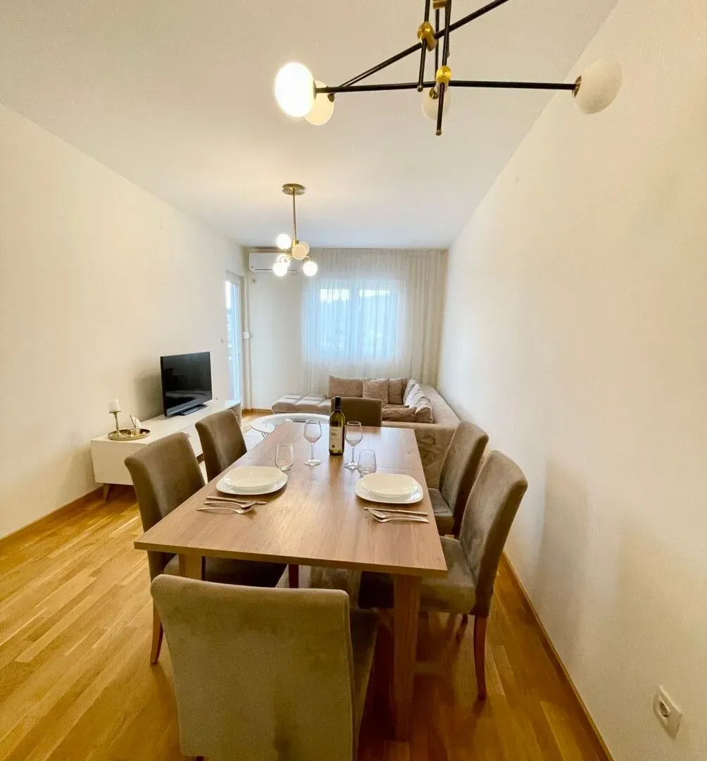 Izdavanje, jednosoban stan, 43m², Zagorič, Podgorica