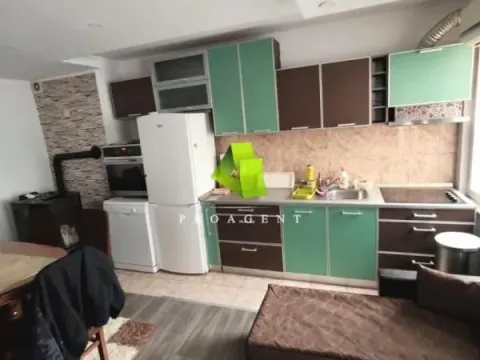 Izdavanje, trosoban stan, 54m², Palilula, Niš - image 5