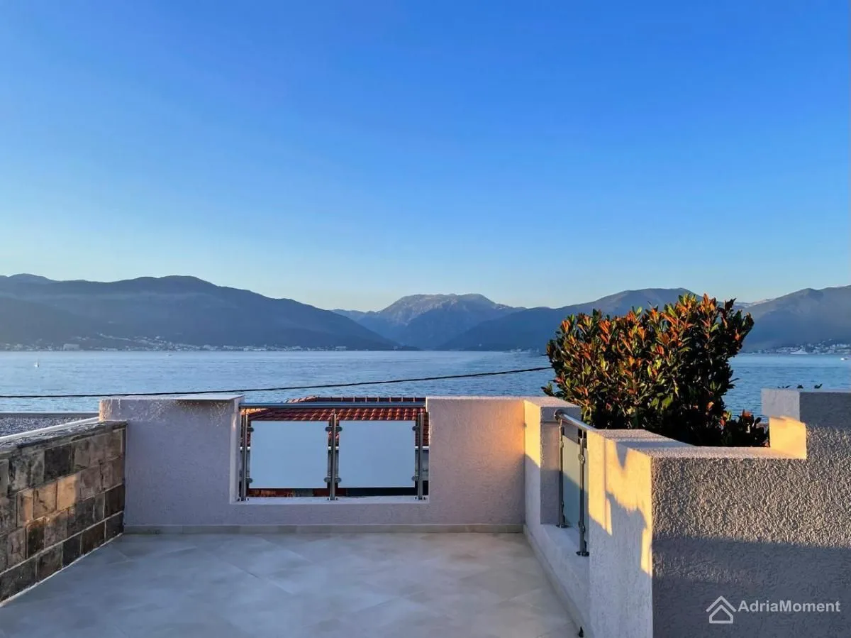 Prodaja, kuća, 118m², Krašići, Tivat