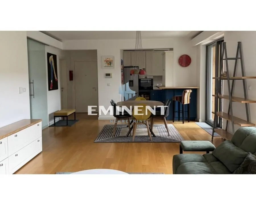 Izdavanje, četvorosoban stan, 117m², Novi Beograd Blok 65, Novi Beograd Sve Podlokacije