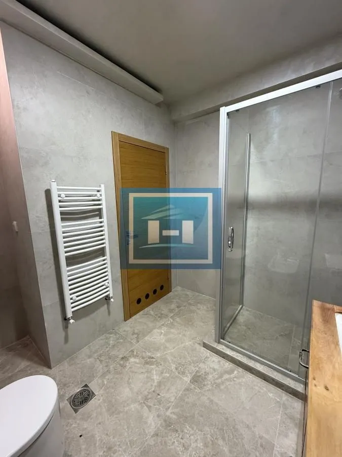 Prodaja, dvosoban stan, 77m², Vašarište, Jagodina