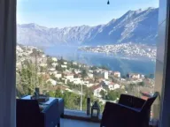 Rent, two bedroom apartment, 84m², Kotor, Crna Gora - image 6