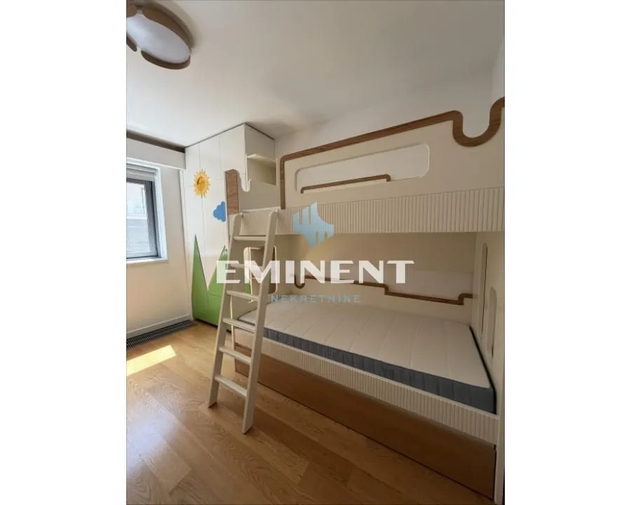 Rent, four bedroom apartment, 117m², Novi Beograd Blok 65, Novi Beograd Sve Podlokacije