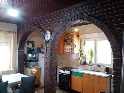 Prodaja, kuća, 126m², Bajša, Bačka Topola - image 9