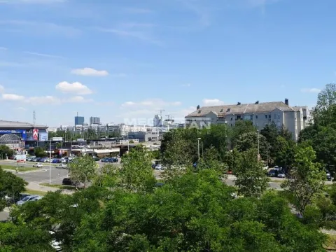 Stan in Novi Beograd Blok 28