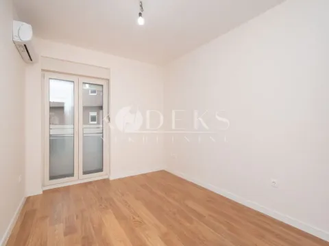 Rent, office space, 71m², Central Point, Podgorica - image 4