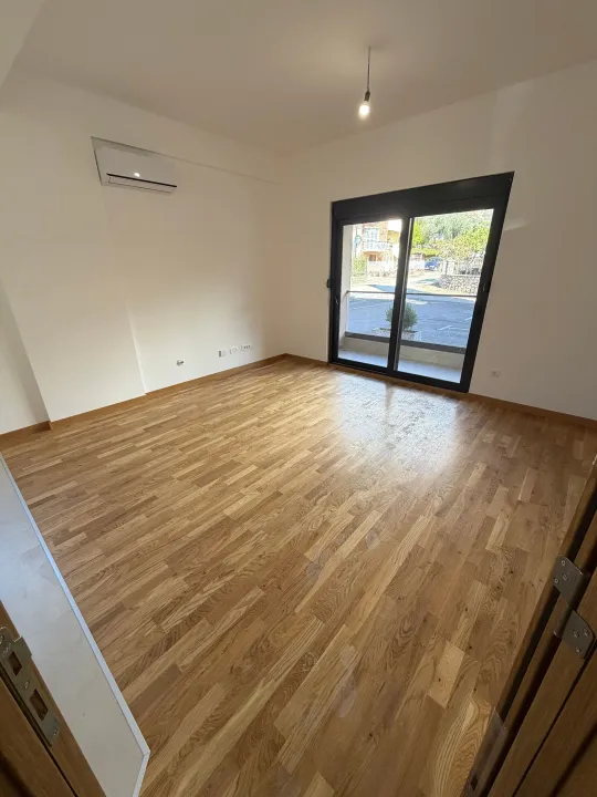 Prodaja, jednosoban stan, 52m², Čeluga, Bar