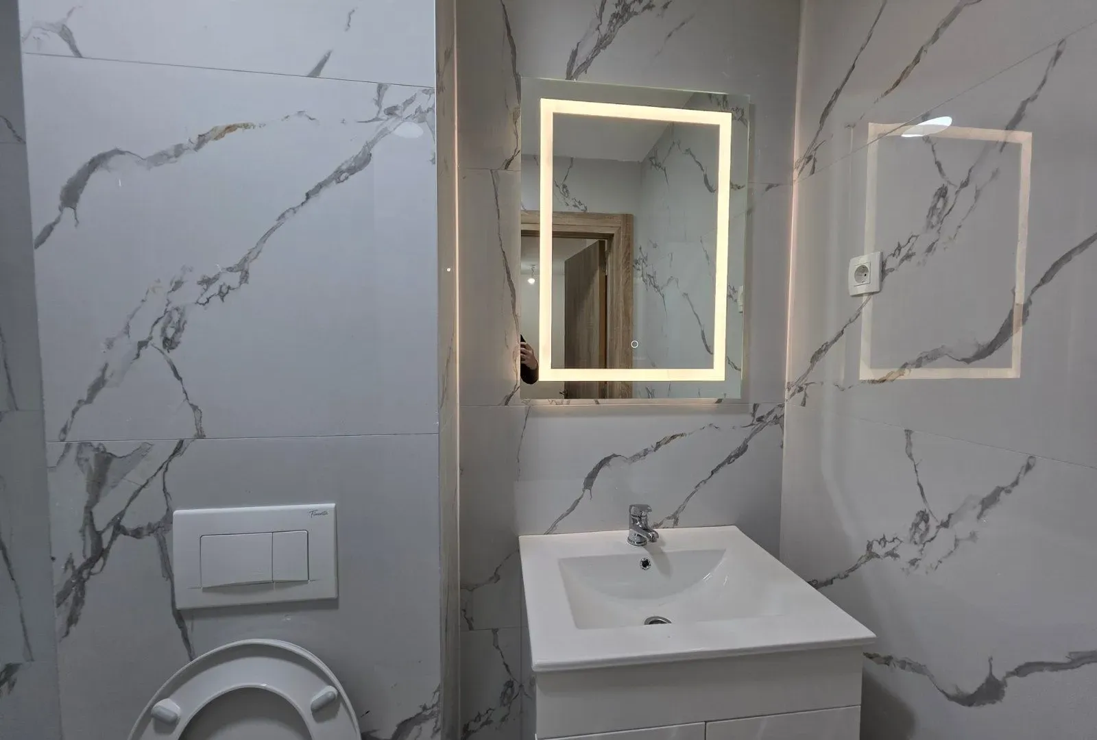 Sale, one bedroom apartment, 46m², Bečići, Budva