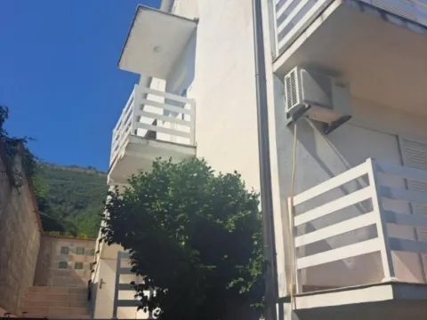 Prodaja, kuća, 140m², Bijela, Herceg Novi