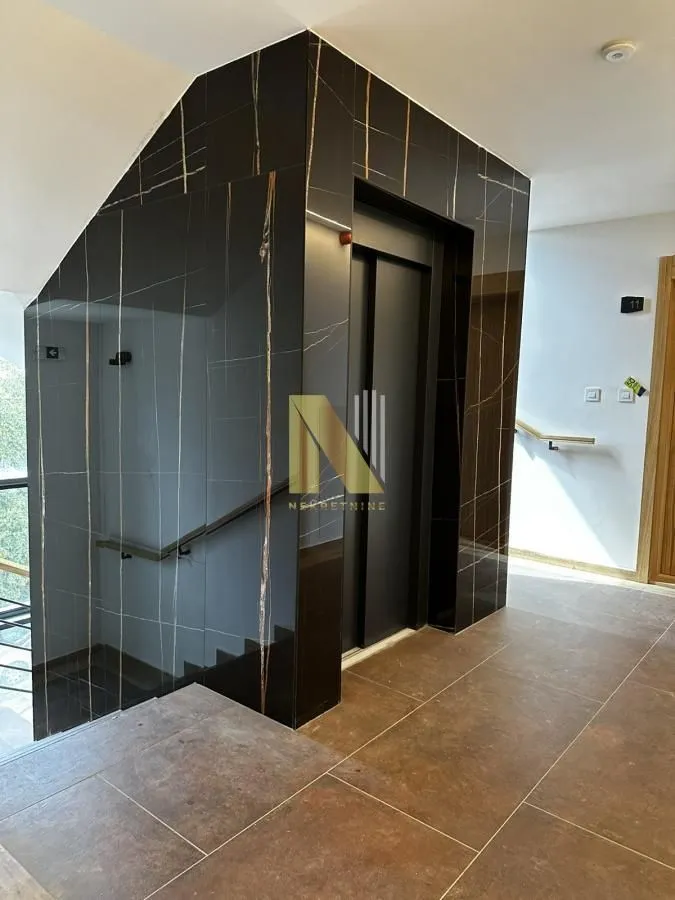 Prodaja, četvorosoban stan, 81m², Salajka, Novi Sad Sve Podlokacije