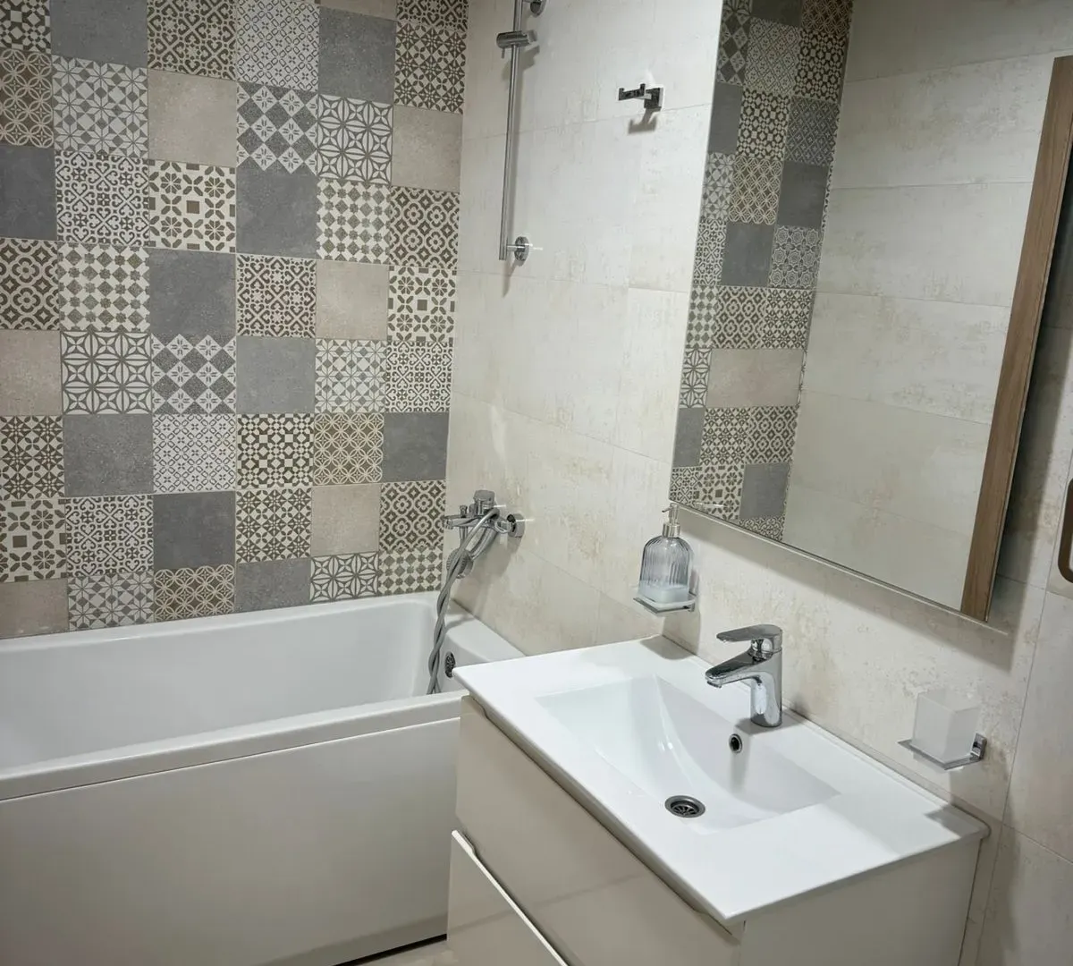 Rent, two bedroom apartment, 70m², Master Kvart, Podgorica